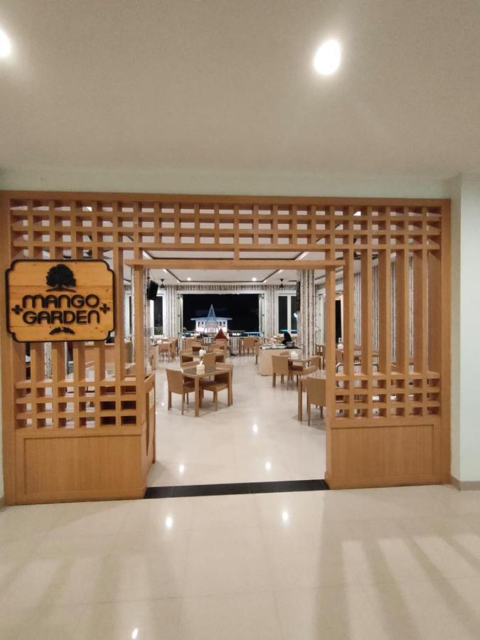 Naka Hotel Kupang Kupang  Exterior foto